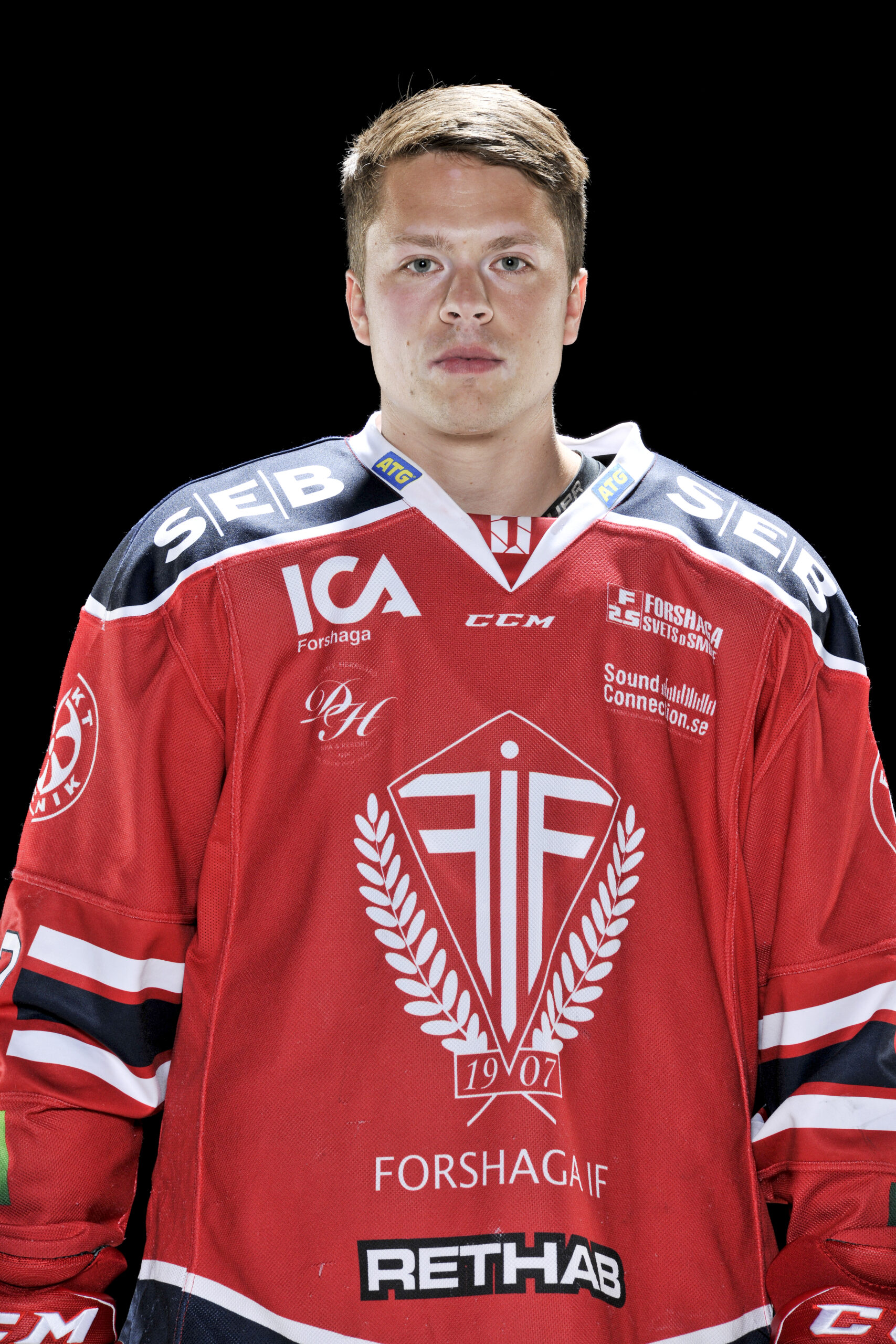 15 Linus Tjulander