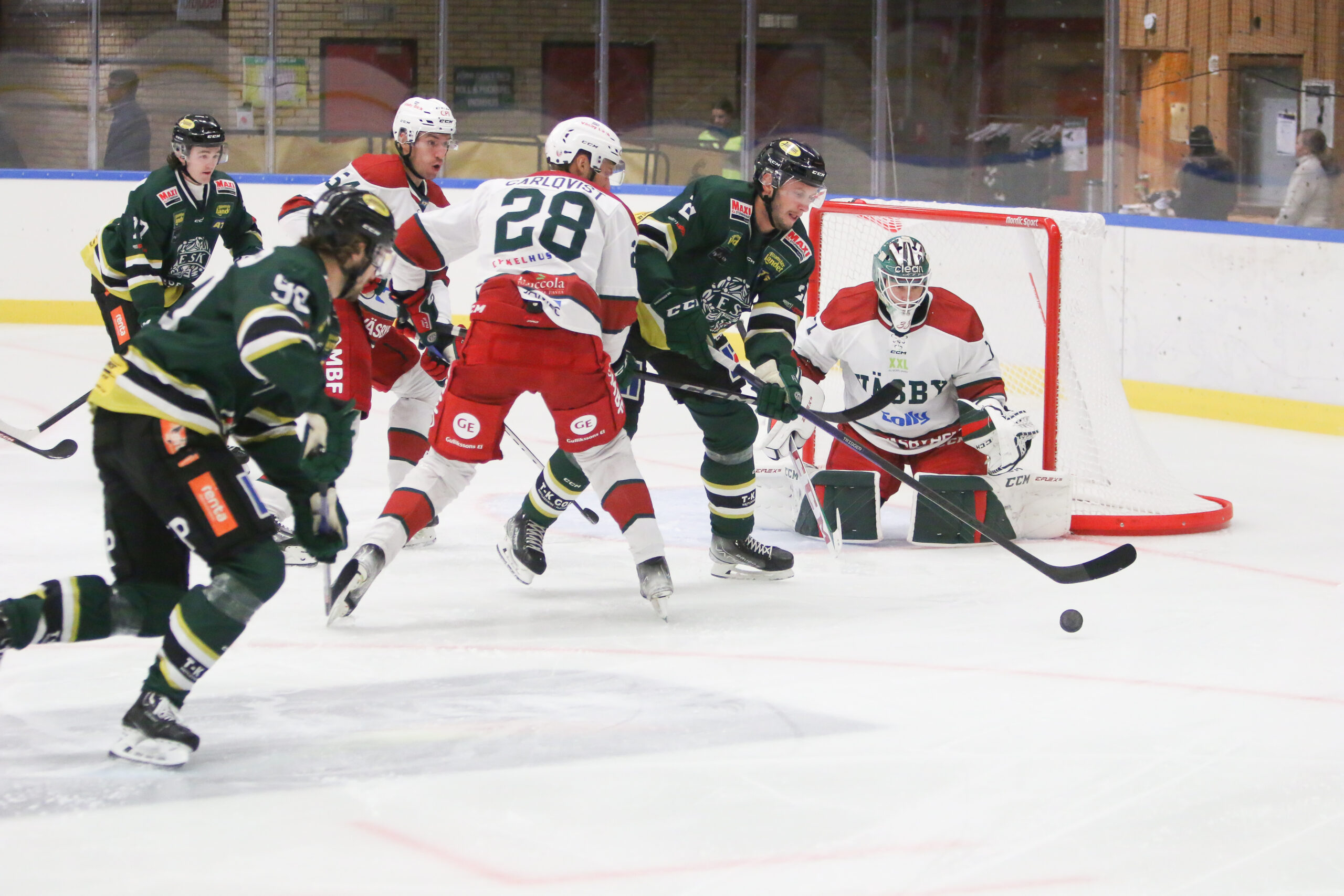 ESK matchar mot stora seriefavoriten ikväll - Hockeyettan.se
